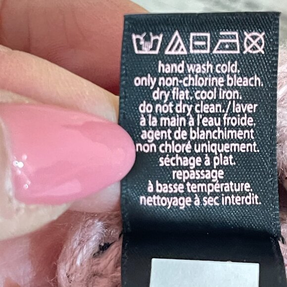 New Victoria's Secret Hat Snowflake Sparkle Pom Jewels Beanie Blush Pink NWT - Picture 11 of 11